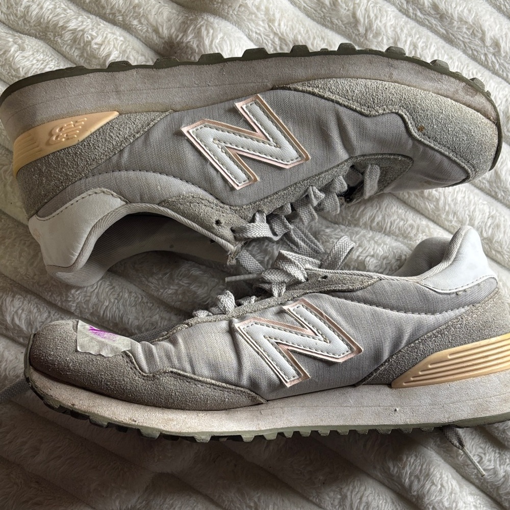 New Balance Women's Gray and Cream Sneakers
